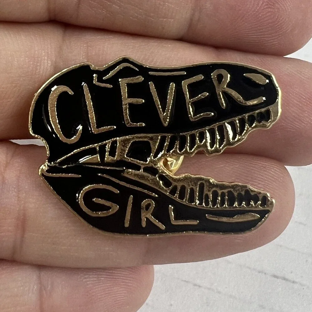 Enamel pin 